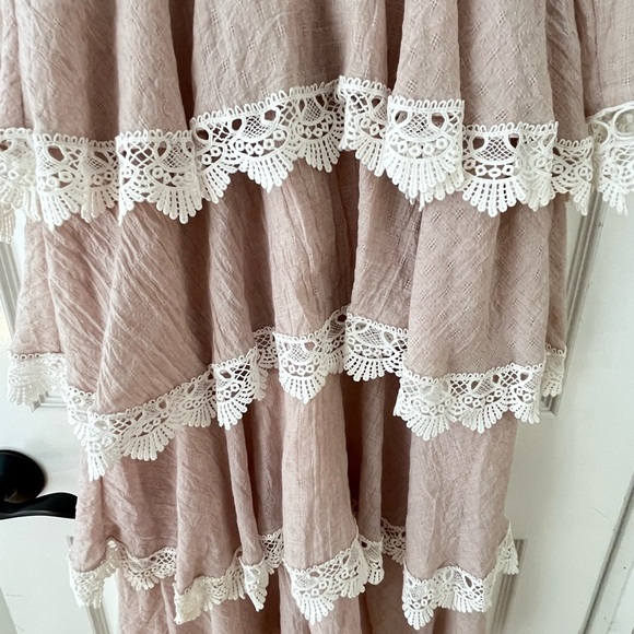 Endless Rose Linen and Lace Rose Tiered Maxi - Picture 7 of 9